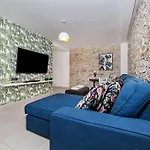 House Nina