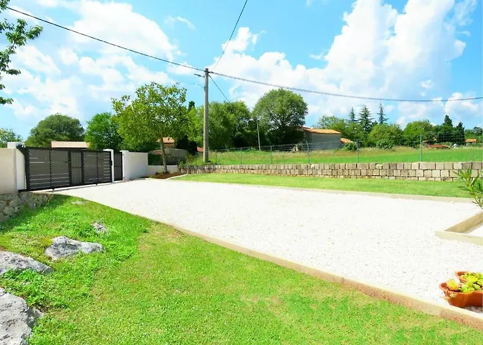 Villa House Nina Petehi