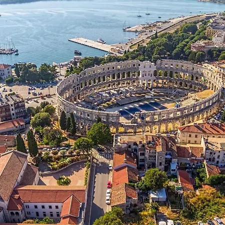 House Nina Villa Petehi